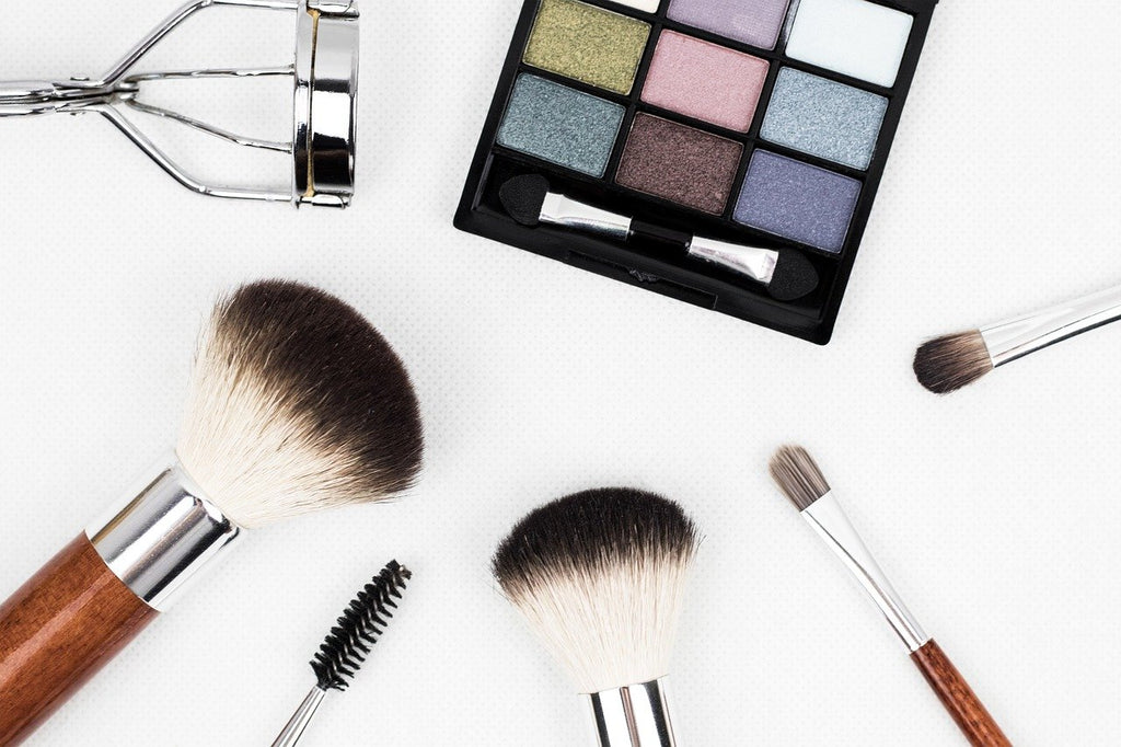 14 Must Have Basic Makeup Products For
